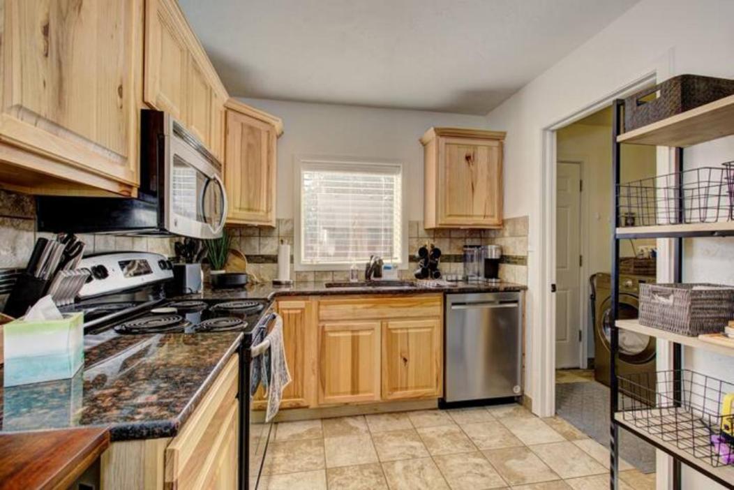 Home Sweet Idahome, Feels Like Home With All The Decor You Wish You Could Afford King Bed In Master, Fully Fenced Dog Friendly Yard, A Few Blocks From Bsu And Downtown Boise, Your Perfect Stay! Eksteriør bilde