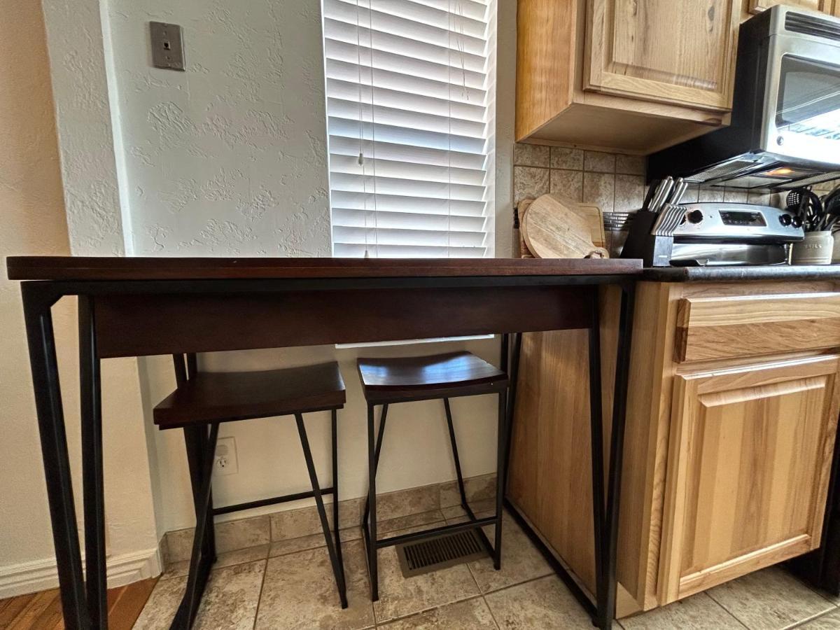 Home Sweet Idahome, Feels Like Home With All The Decor You Wish You Could Afford King Bed In Master, Fully Fenced Dog Friendly Yard, A Few Blocks From Bsu And Downtown Boise, Your Perfect Stay! Eksteriør bilde