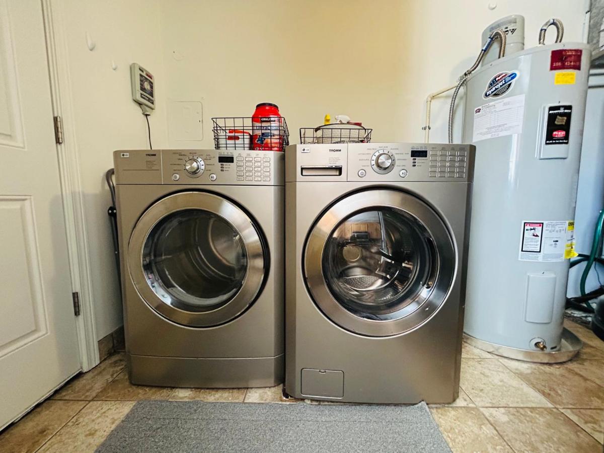 Home Sweet Idahome, Feels Like Home With All The Decor You Wish You Could Afford King Bed In Master, Fully Fenced Dog Friendly Yard, A Few Blocks From Bsu And Downtown Boise, Your Perfect Stay! Eksteriør bilde